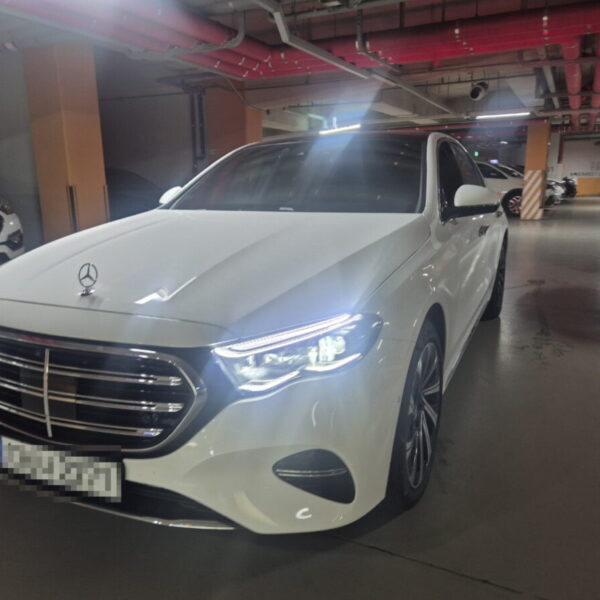 벤츠 E-class E350 4M ( 슈퍼스크린 탑재)